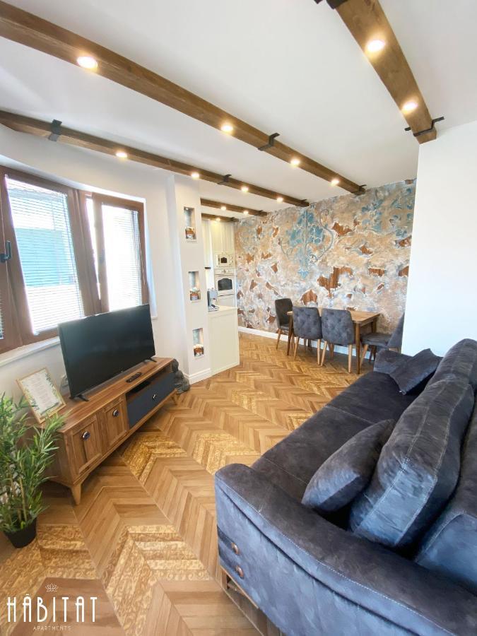 Habitat Central Apartment Русе Екстериор снимка