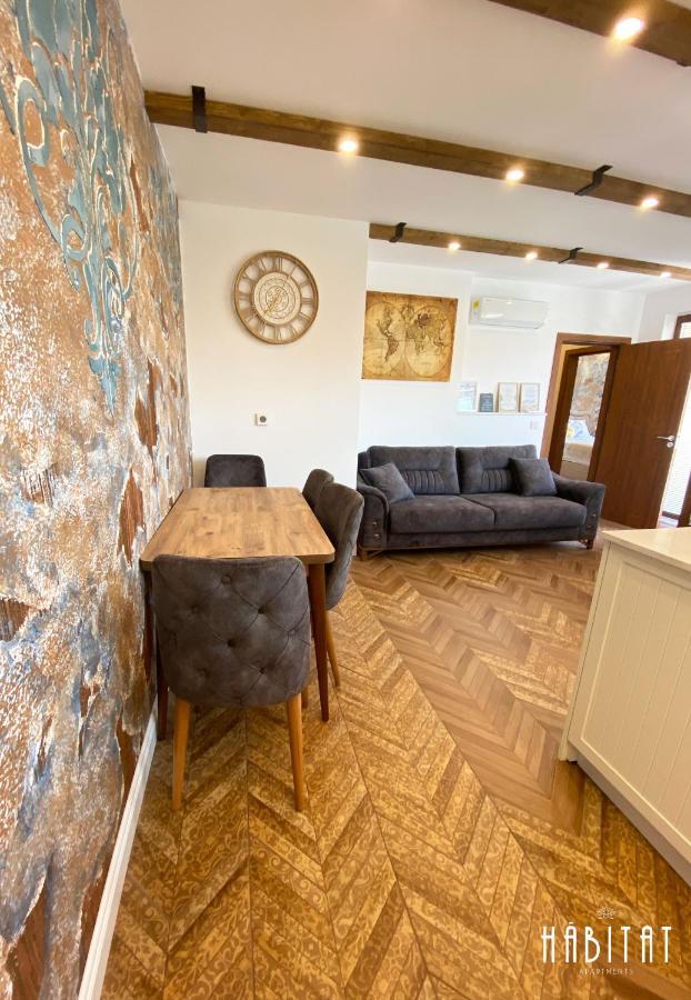Habitat Central Apartment Русе Екстериор снимка